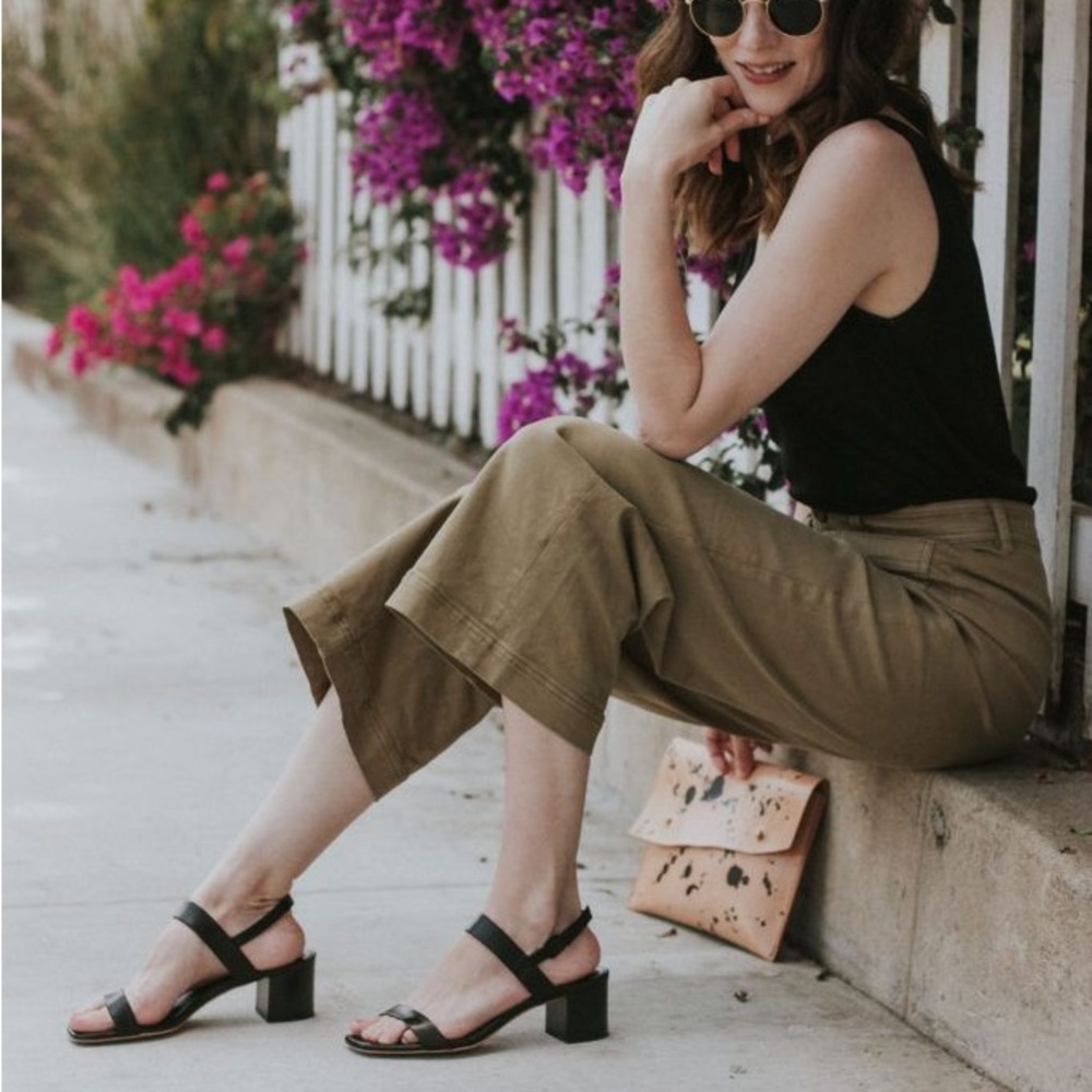 Everlane The Double Strap Block Heel Sandals - Picture 3 of 12